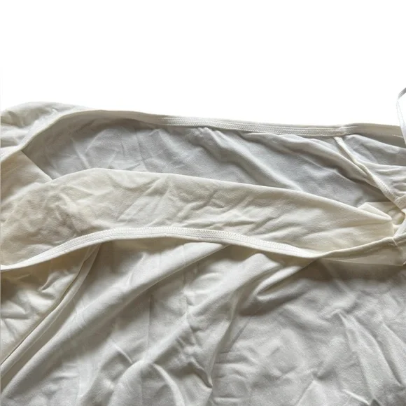 Alo Asymmetric Sheer Glow Long Sleeve Size S - Picture 5 of 6